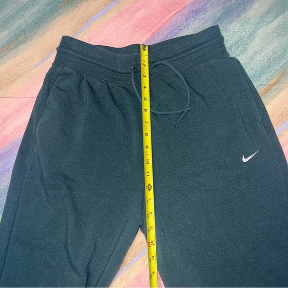 Nike Women Dri-FIT One French Terry Graphic Hoodie&high waisted 7/8 joggers set - Picture 10 of 16